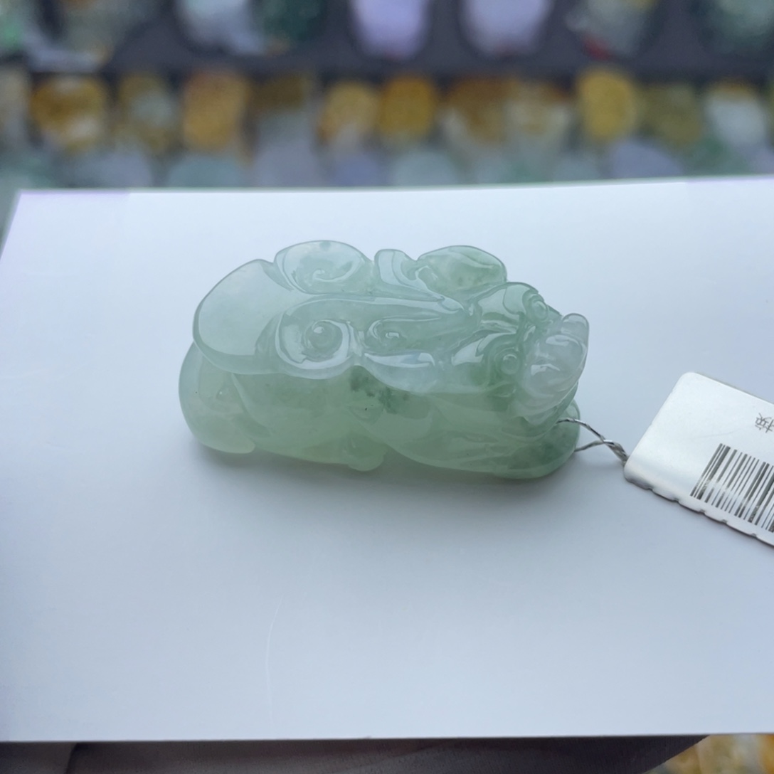 翡翠颈饰未镶嵌貔貅