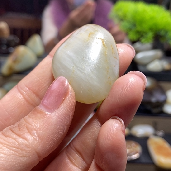 我***上和田玉未镶嵌挂件