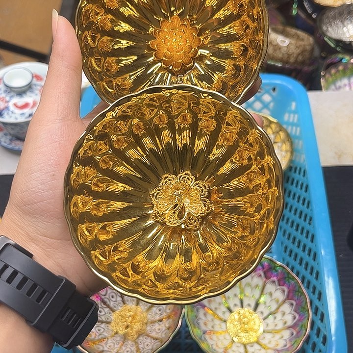 陶瓷全金莲花孔雀陶瓷杯两支