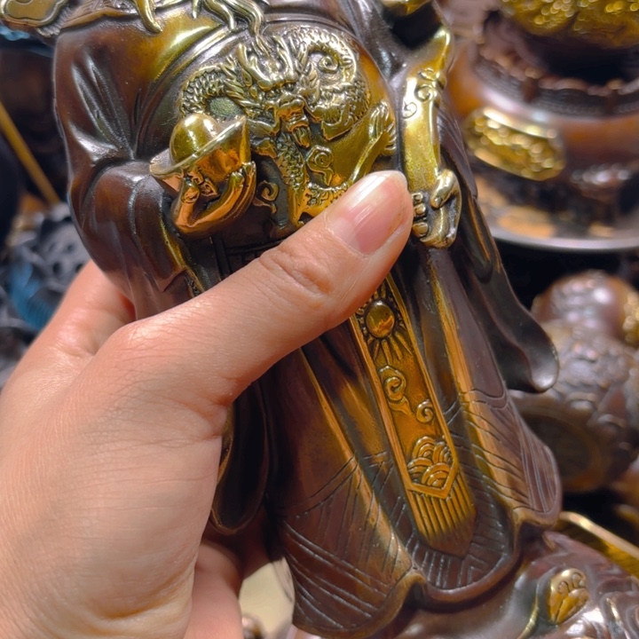 铜器摆件收收藏藏