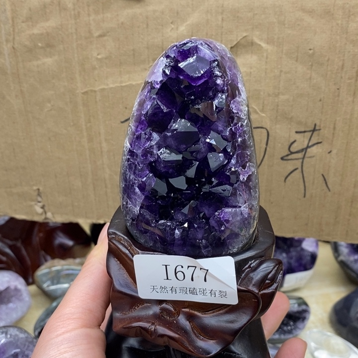 紫晶大型摆件（非配饰）未镶嵌