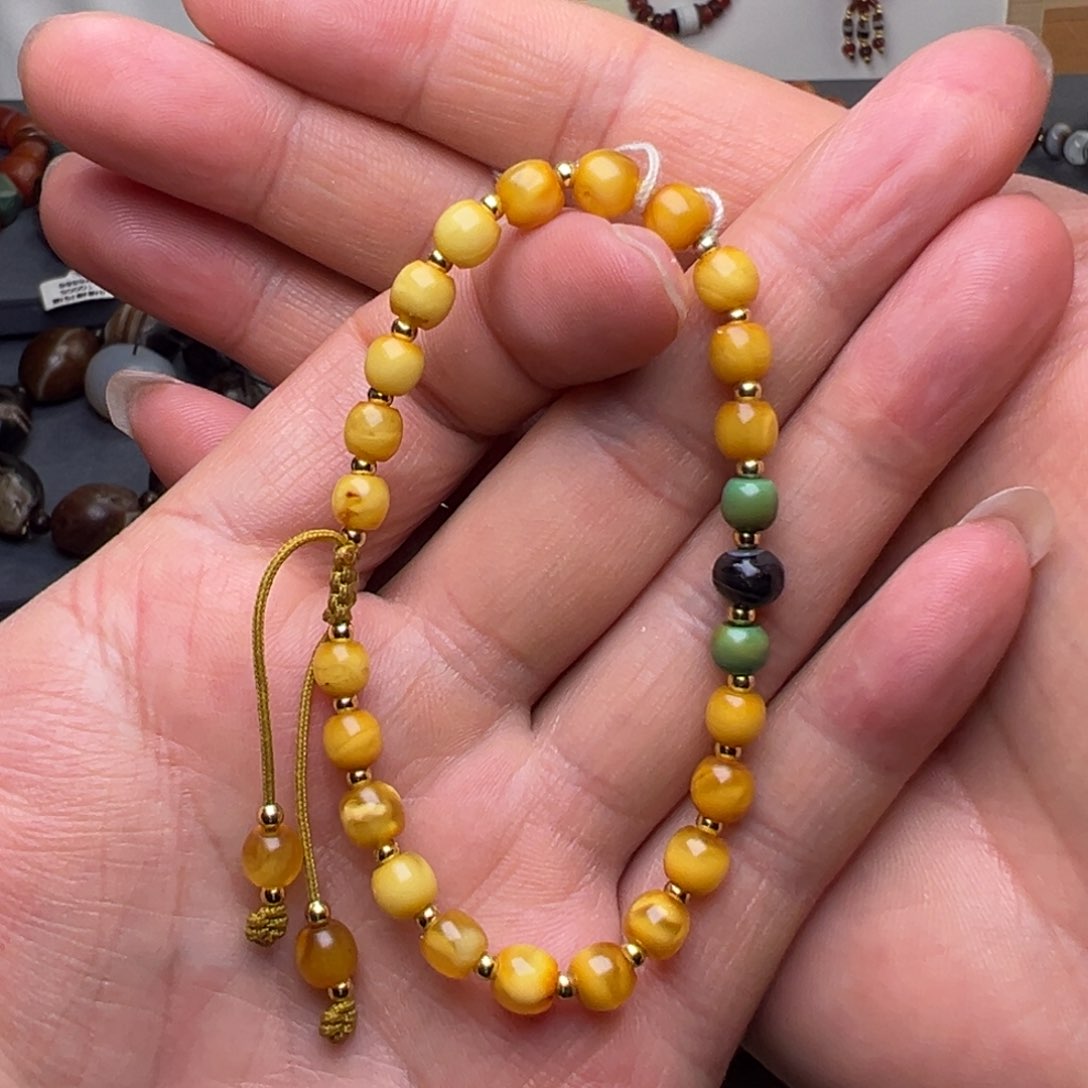 琥珀裸石未镶嵌蜜蜡手链