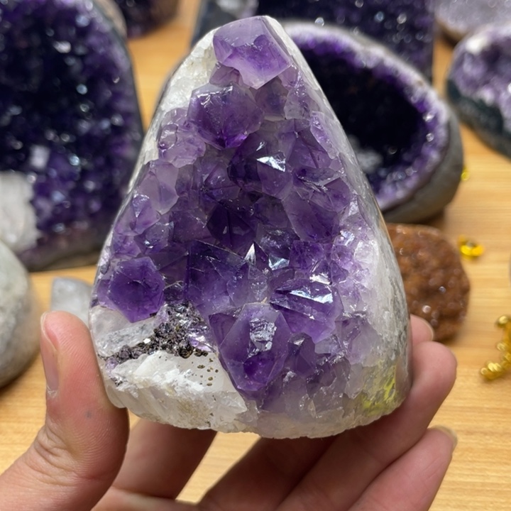 紫晶方解石未镶嵌