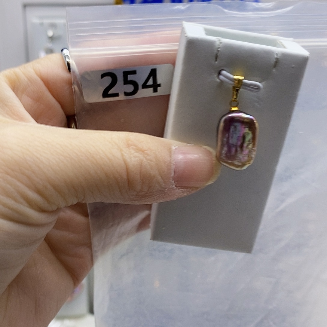 颈饰合金淡水珍珠