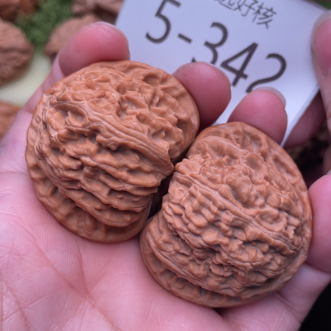 文玩核桃把件唐三角43