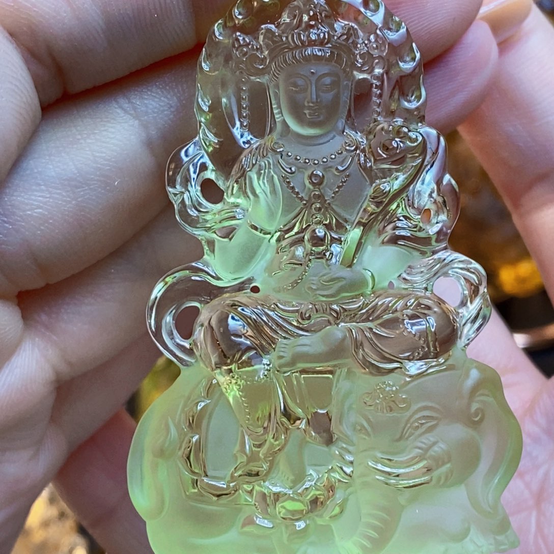 水晶颈饰未镶嵌?****?吊坠