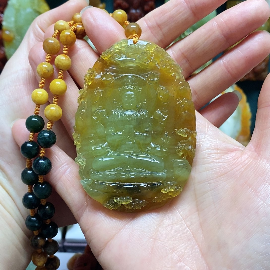 手***感岫玉未镶嵌吊坠(赠链)