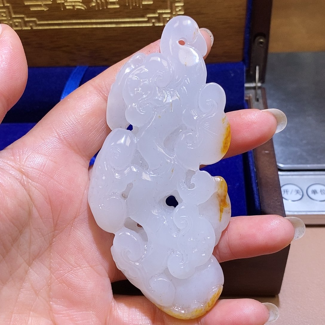 和田玉颈饰未镶嵌L8