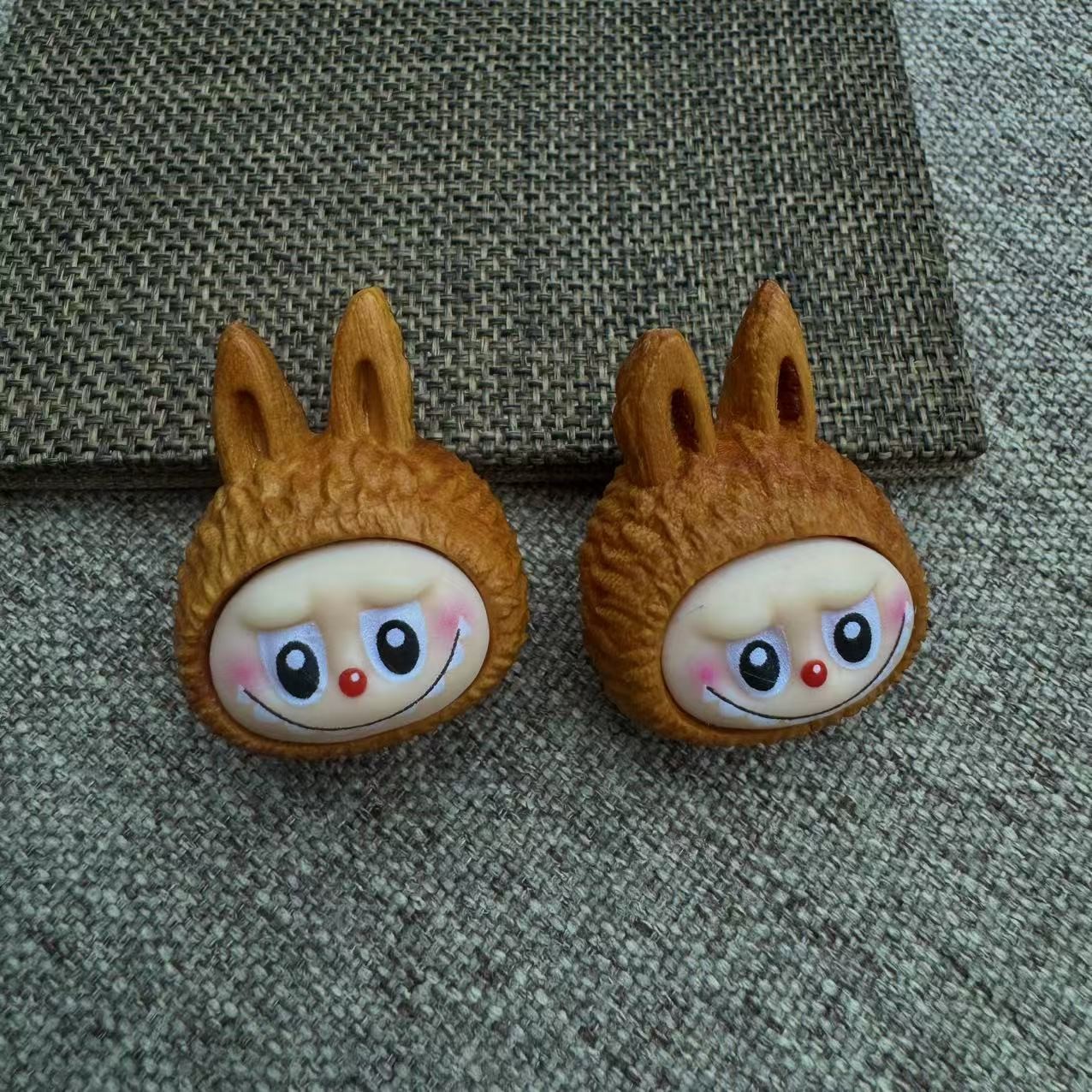 金制V03400--木质-布布长耳款-吊坠