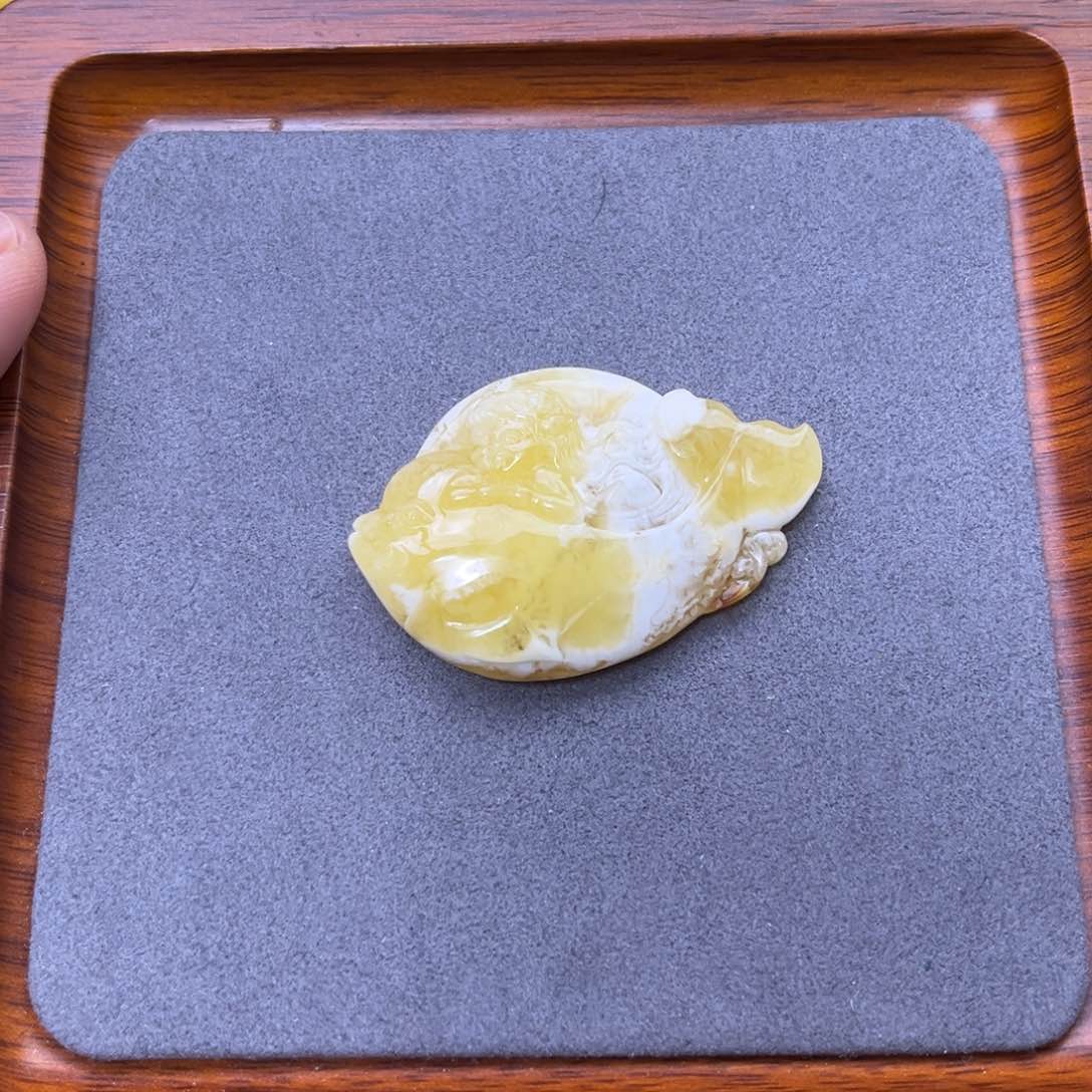 琥珀颈饰未镶嵌蜜蜡海豚