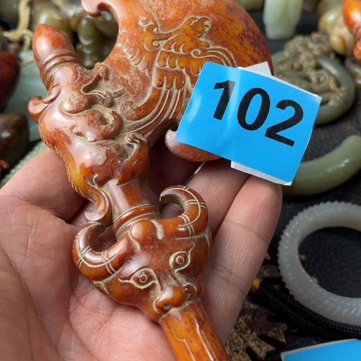 和田玉颈饰未镶嵌大**.