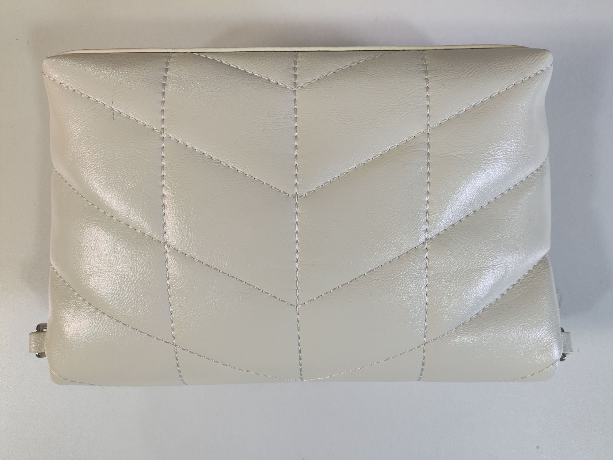 【A191】杨小号云朵22CM奢品女包MN6025