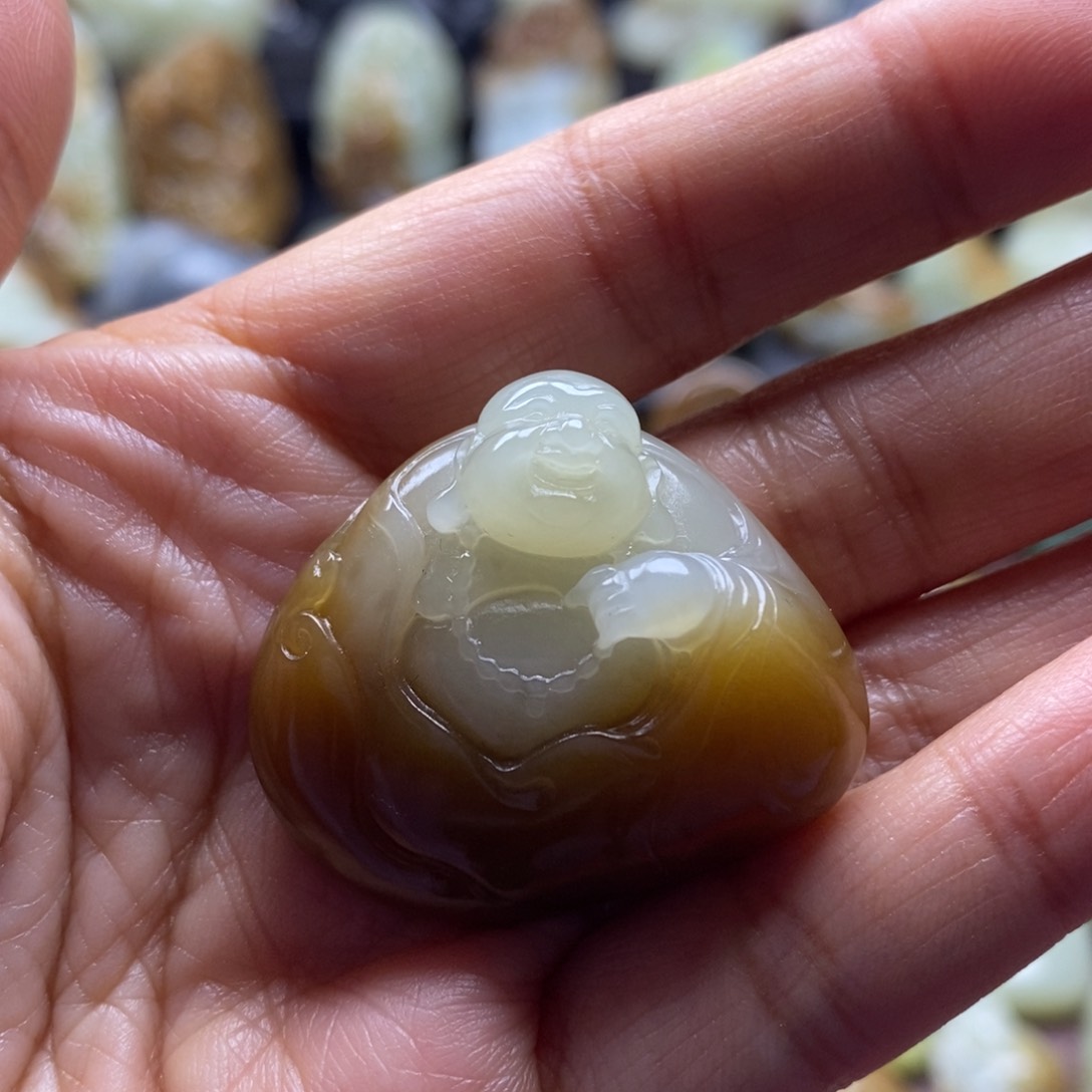 吊坠(不含链)未镶嵌和田玉（糖玉）