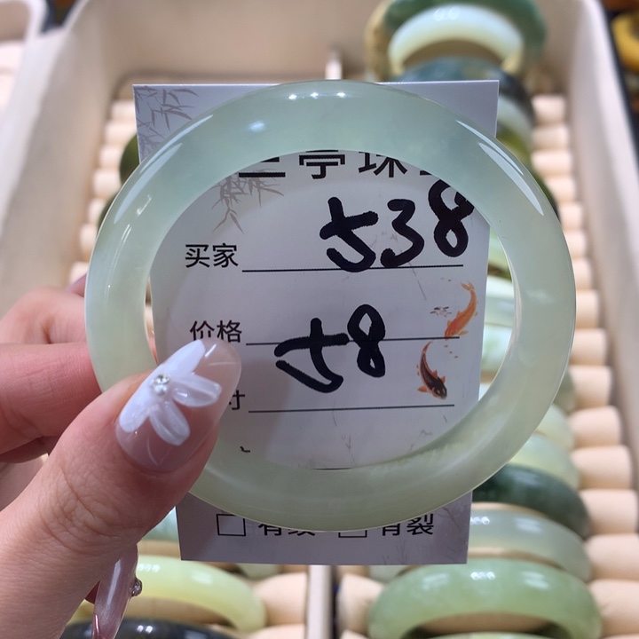 未镶嵌蛇纹石玉手镯