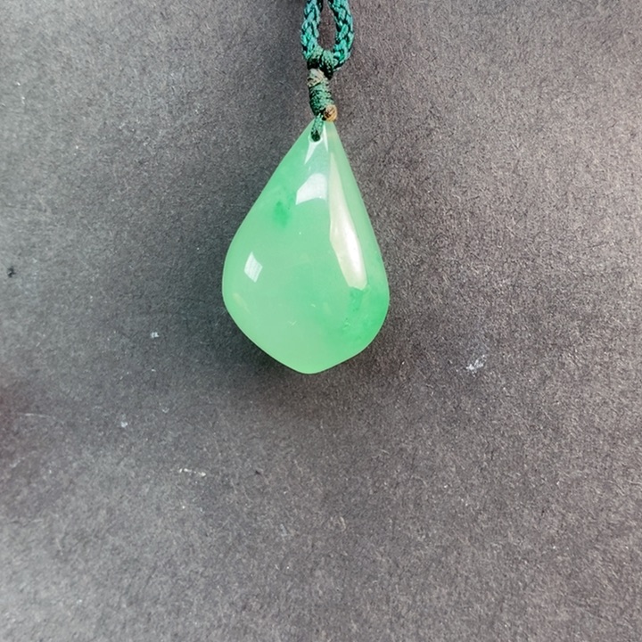 石英质玉颈饰未镶嵌