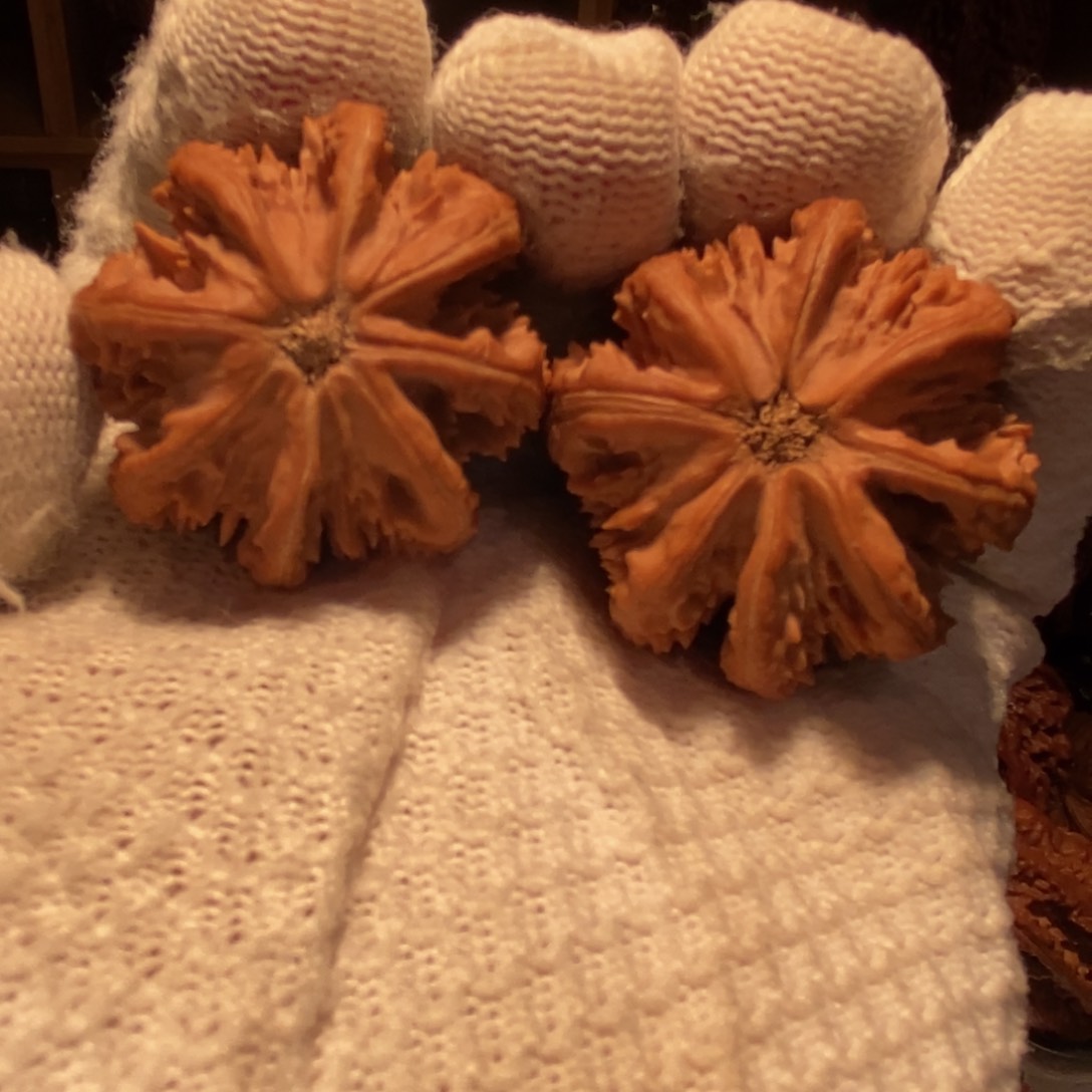 文玩核桃吊坠八棱满天星