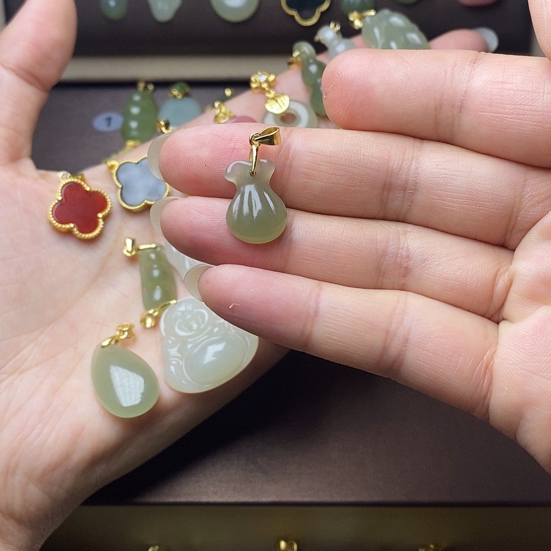 和田玉颈饰银S925镶嵌