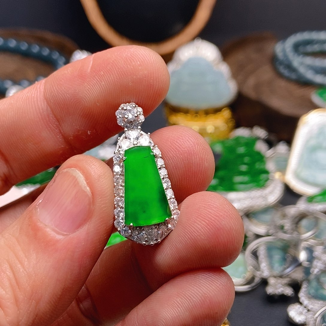 翡翠吊坠(不含链)银S925镶嵌802吊坠