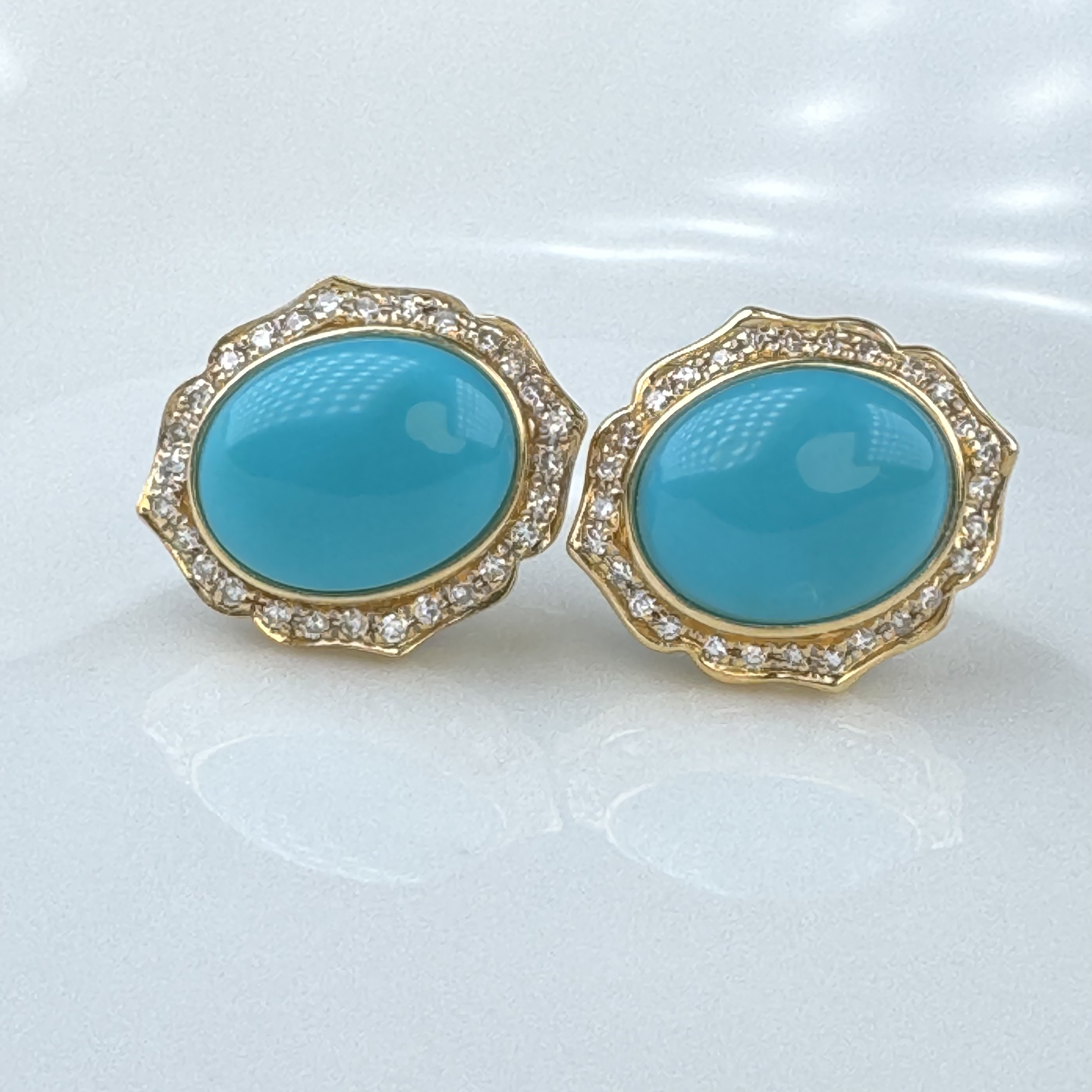 简约时尚绿松石耳钉