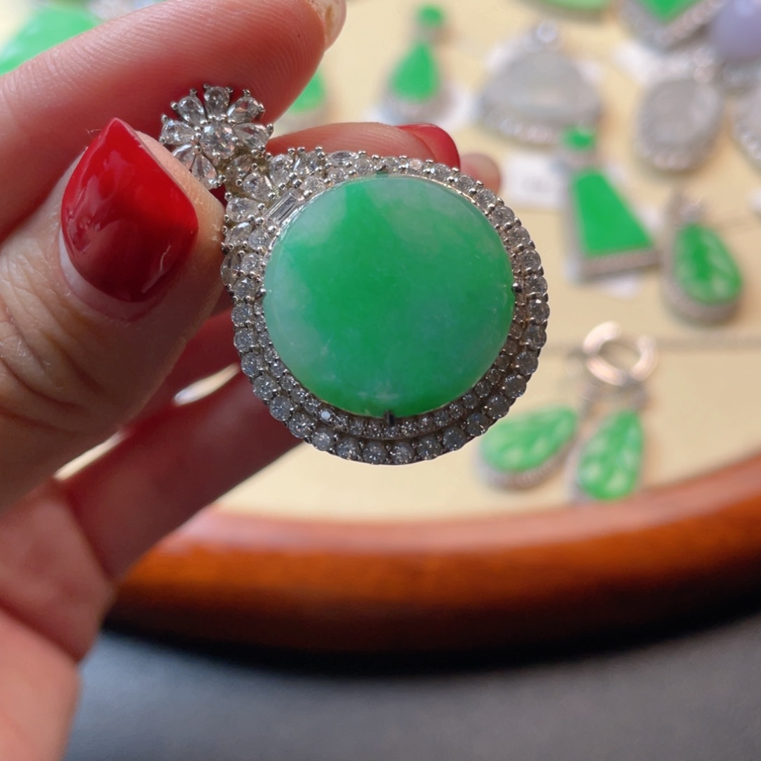 翡翠吊坠(不含链)银S925镶嵌