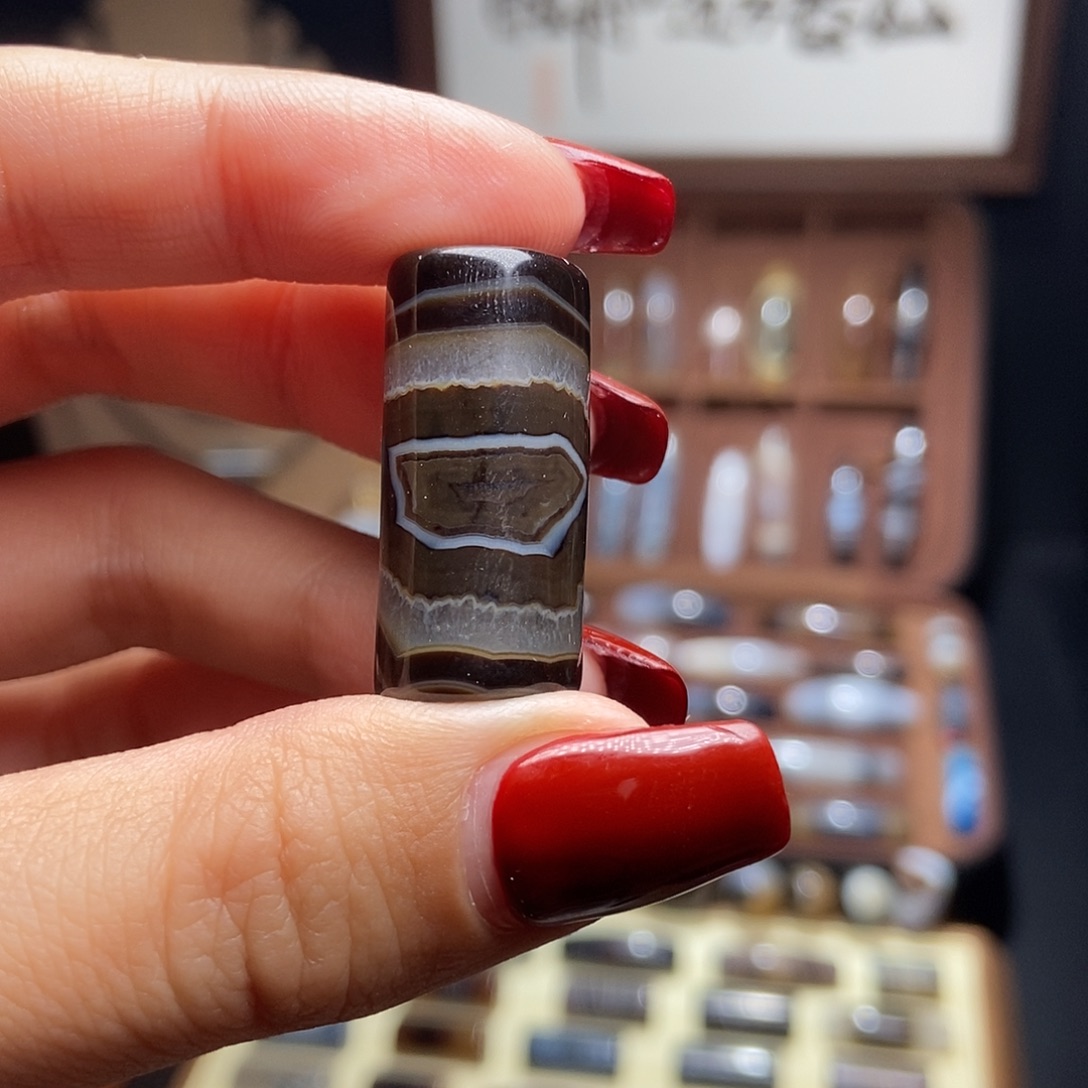 无***语玛瑙/玉髓未镶嵌吊坠(赠链)