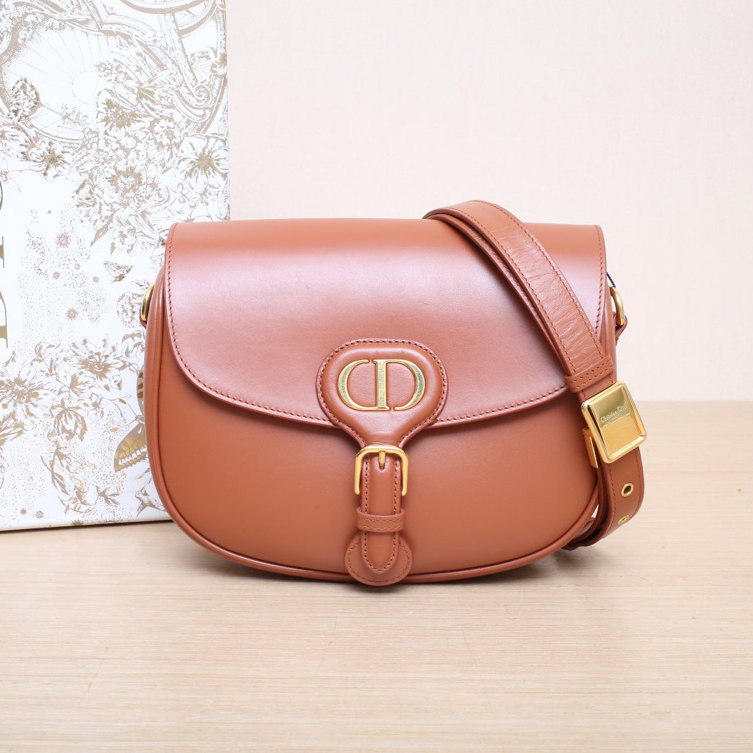 99新 DIOR/迪奥 【娇】Dior Bobby22 褐色 皮革C金扣 2020 377603
