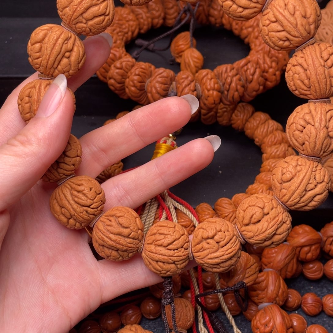 桃核吊坠龙珠手持23。   