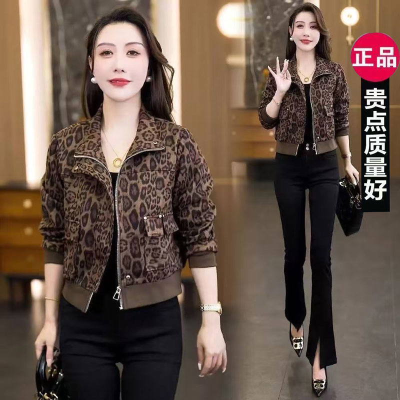 时尚翻领女豹纹秋季薄款豹纹短外套印花女装气质短款秋季上衣