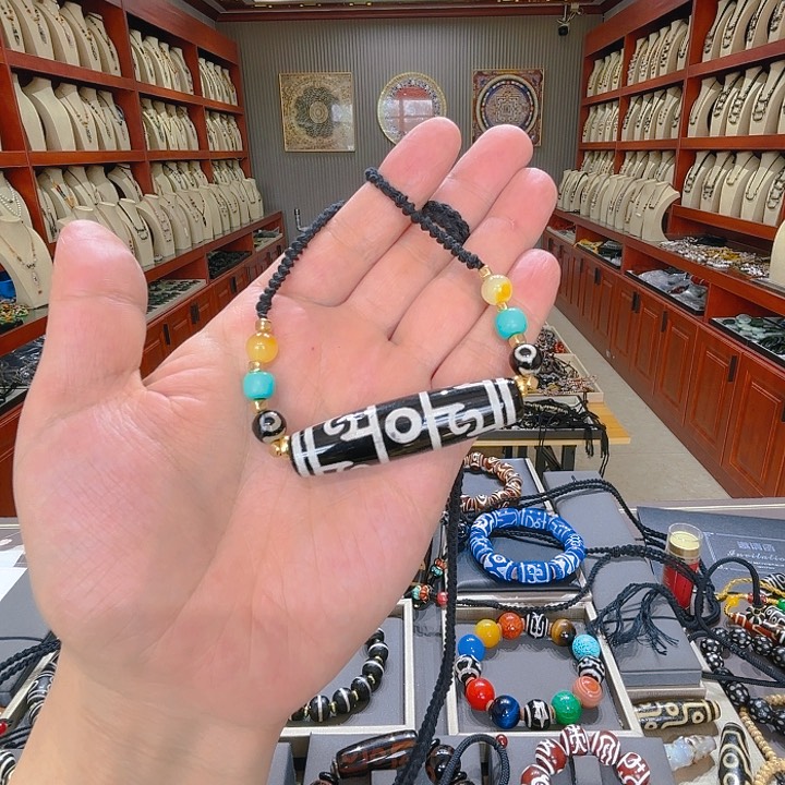 未镶嵌玛瑙/玉髓珠宝奇石