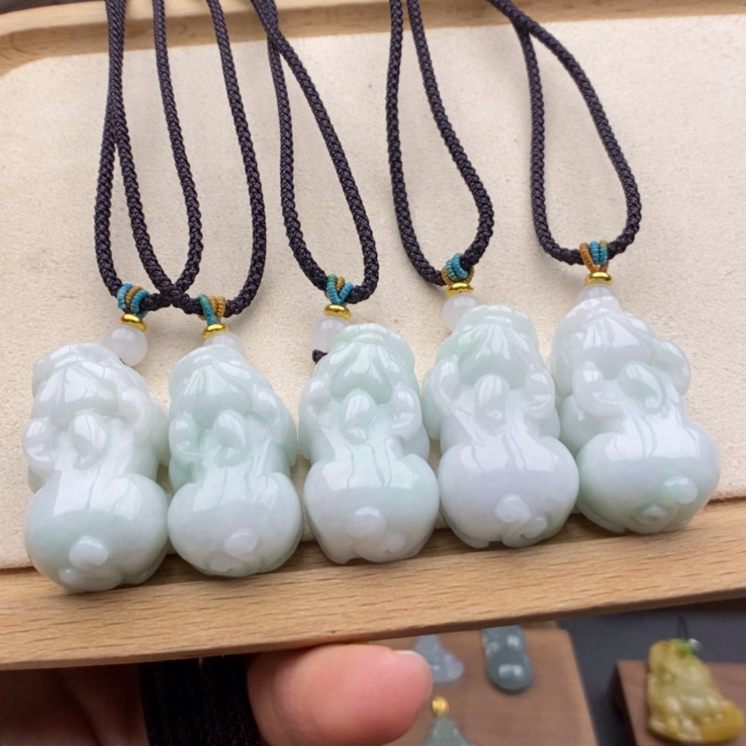 【闪购商品】颈饰未镶嵌翡翠发其一