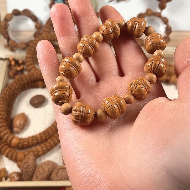 猫***鹰核桃木/黑胡桃（胡桃木）