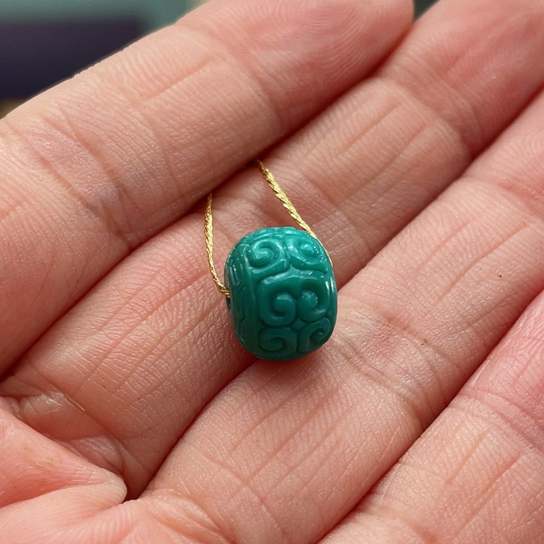 绿松石颈饰未镶嵌