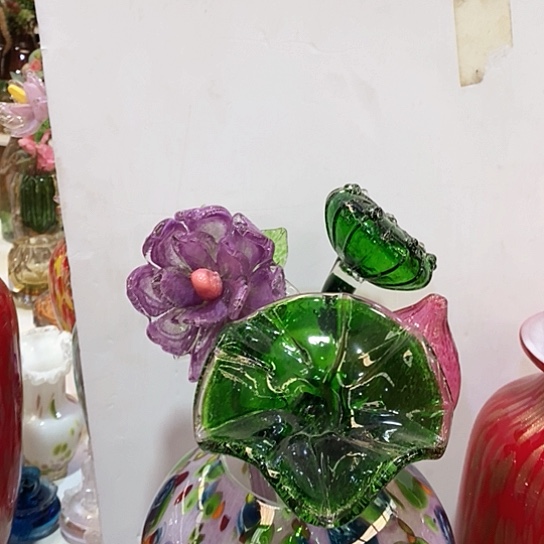 琉璃花瓶高45厘米宽9厘米