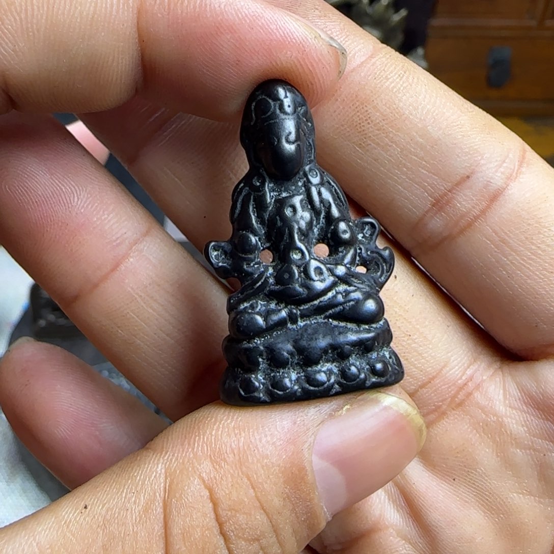 张***磊天铁杂货铺文玩挂件