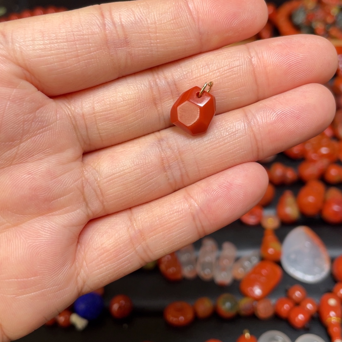 南红玛瑙未镶嵌配饰