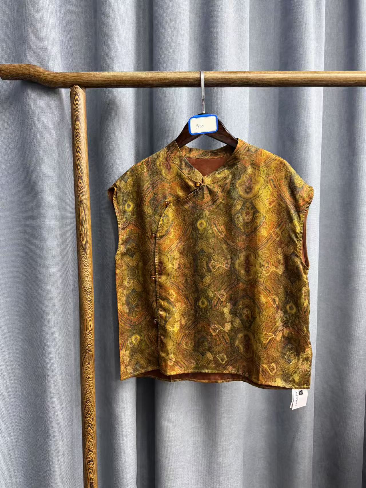 （瑕疵）夏季新款时尚简约新中式桑蚕丝奥黛上衣女y433