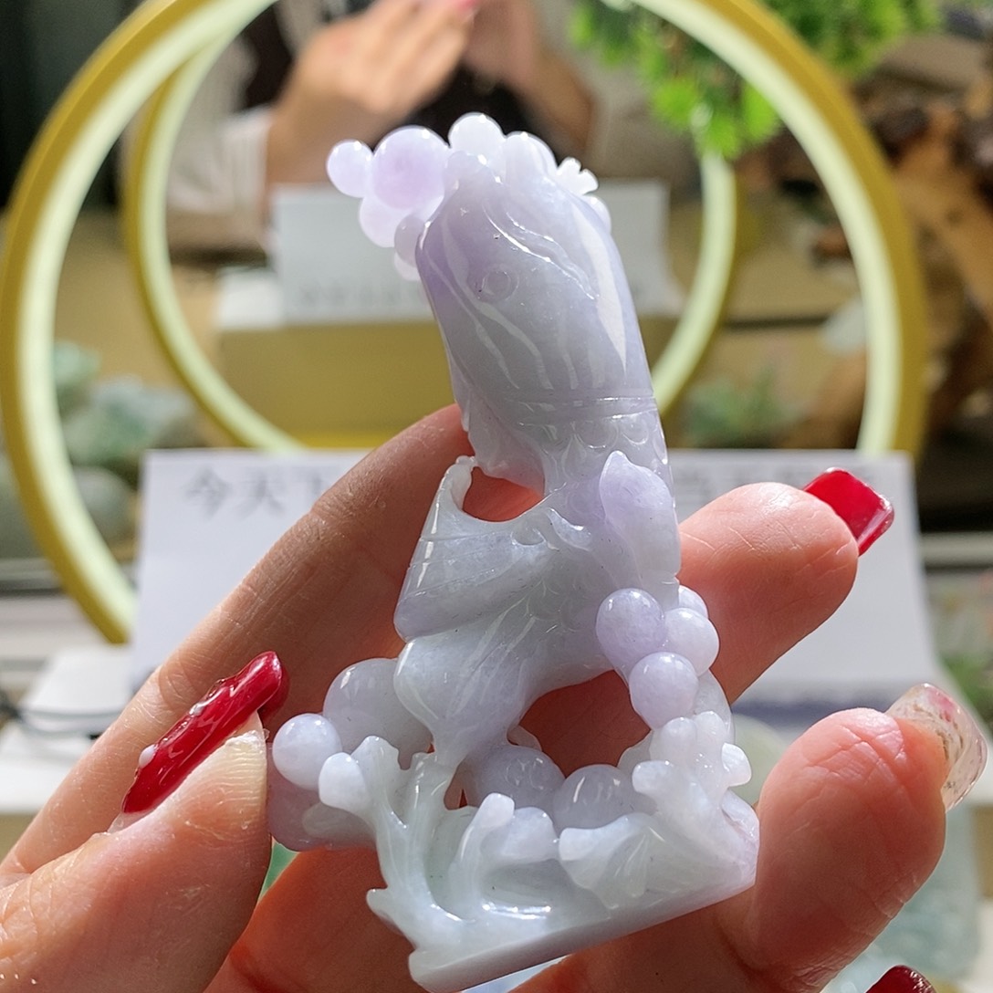 【闪购商品】翡翠颈饰未镶嵌鱼