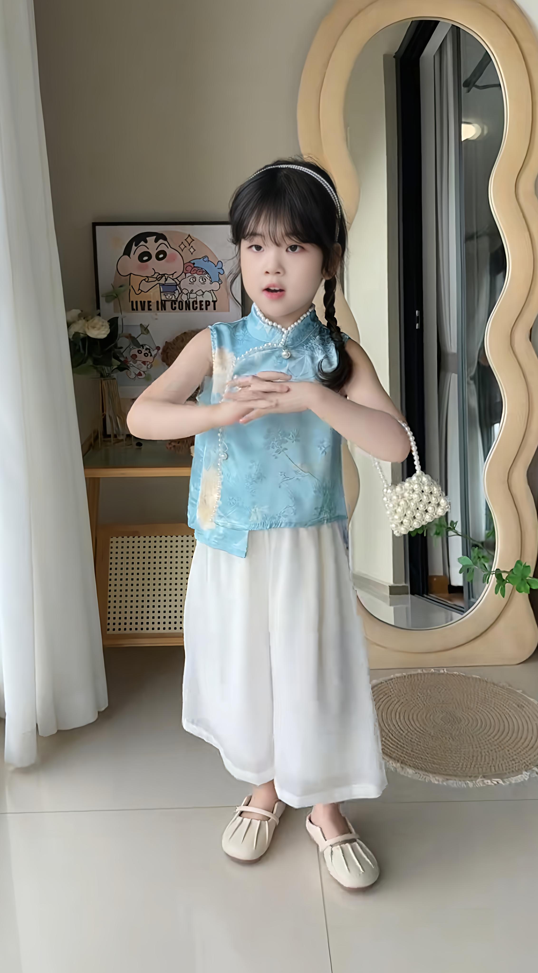 女童新中式夏日阔腿裤两件套2025夏季薄款无袖上衣新洋气汉服宝宝