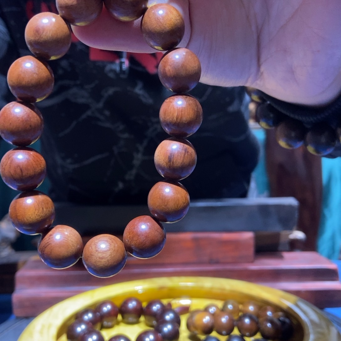 檀香紫檀（小叶紫檀）汤*