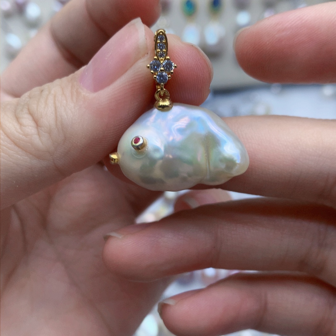 淡水珍珠颈饰合金