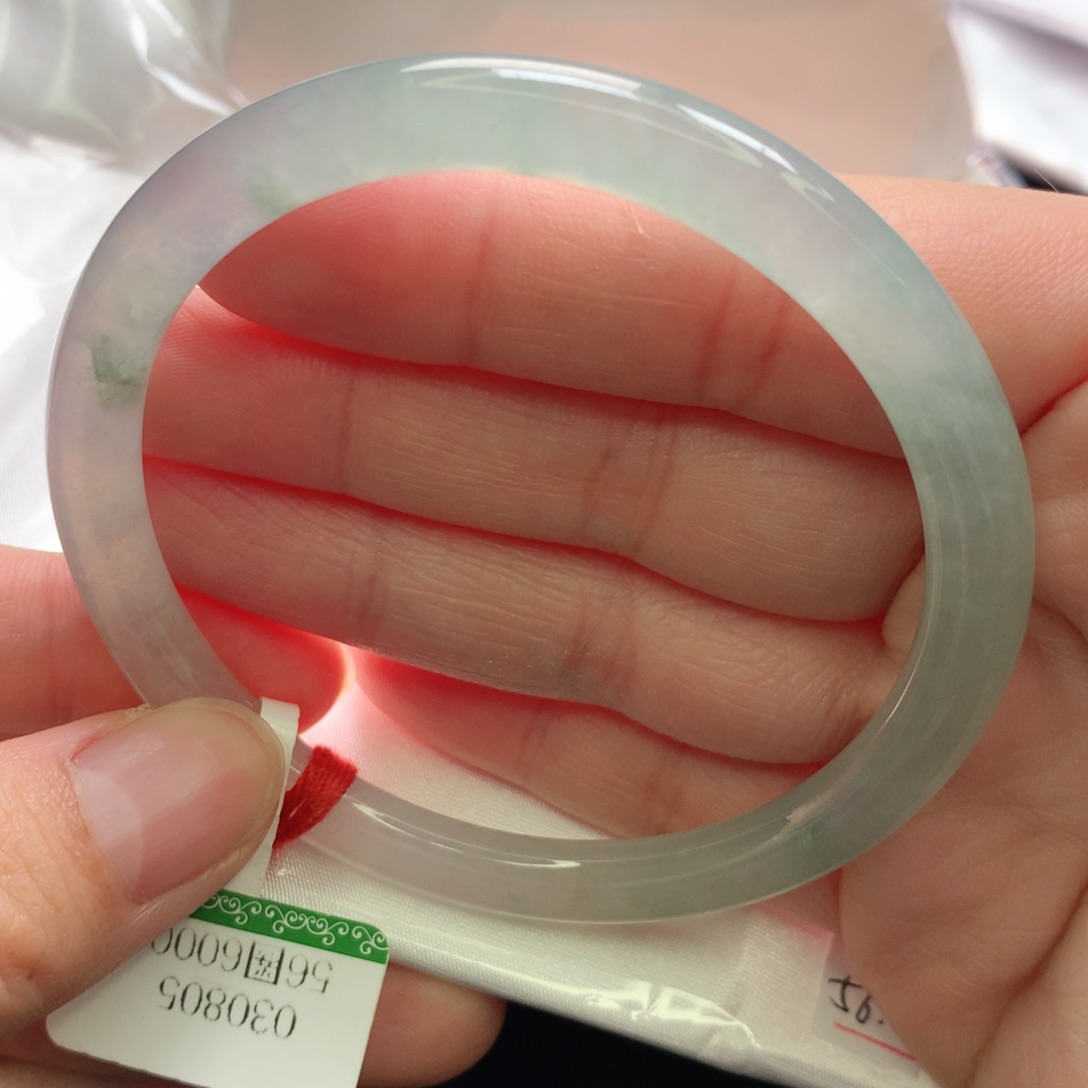 翡翠手镯未镶嵌5657圈