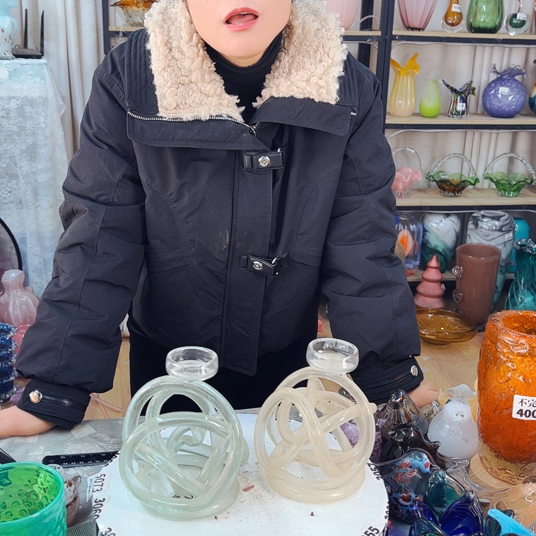 一对烛台家悦琉璃工艺品不完美