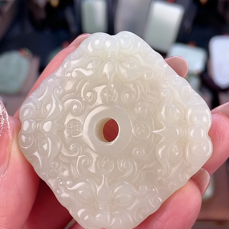 【闪购商品】和田玉颈饰未镶嵌