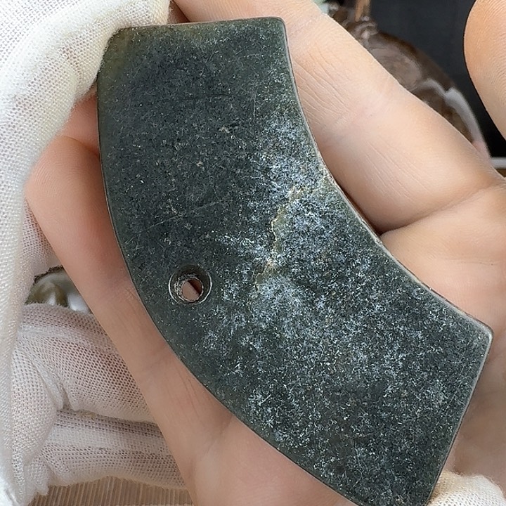 和田玉挂件未镶嵌微**林