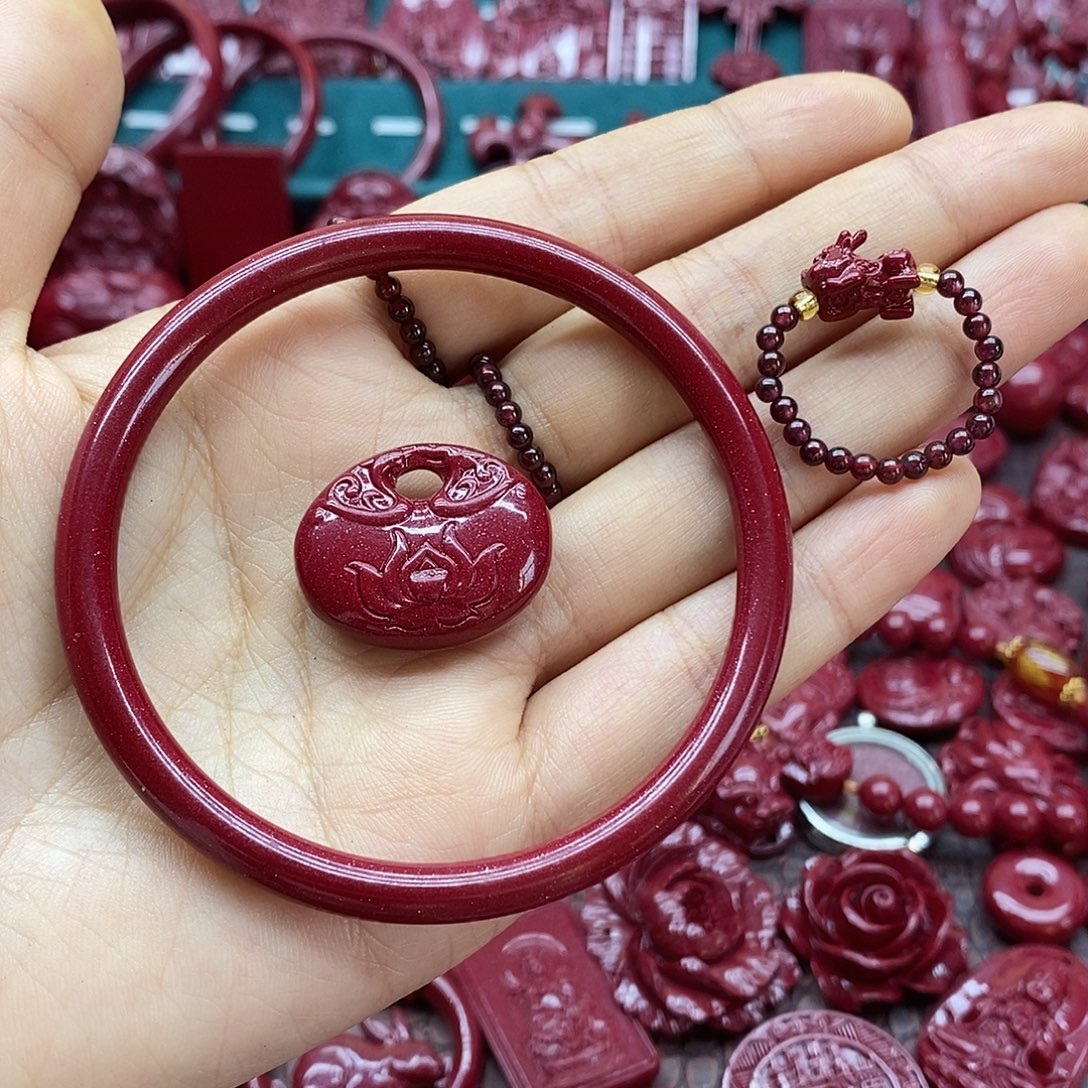 天然辰砂0000朱砂吊坠