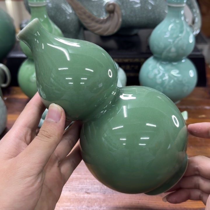 龙泉青瓷茶具微瑕4776