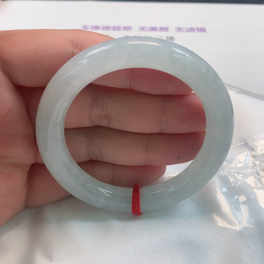 翡翠手镯（圆镯）未镶嵌256号