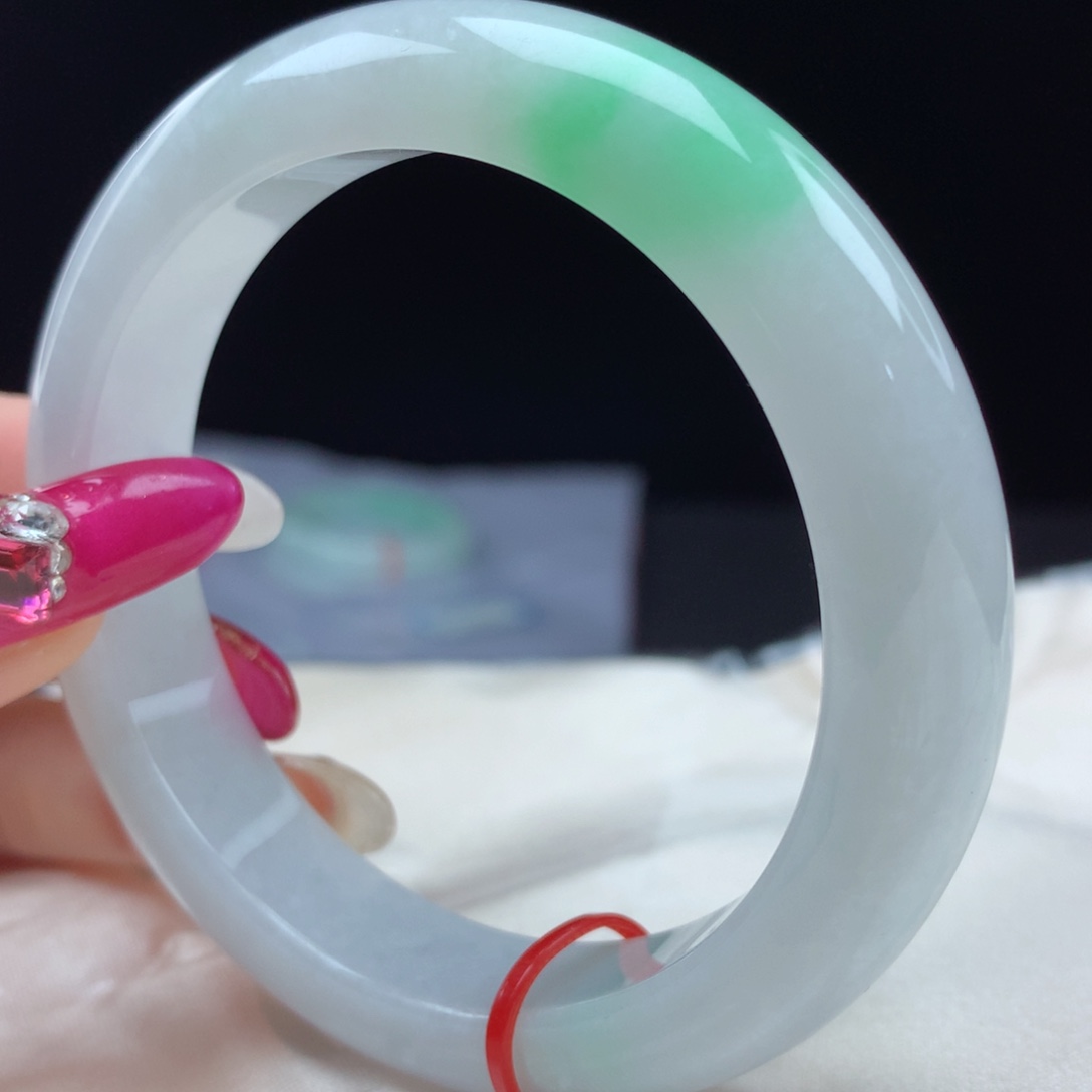 未镶嵌手镯翡翠96810,