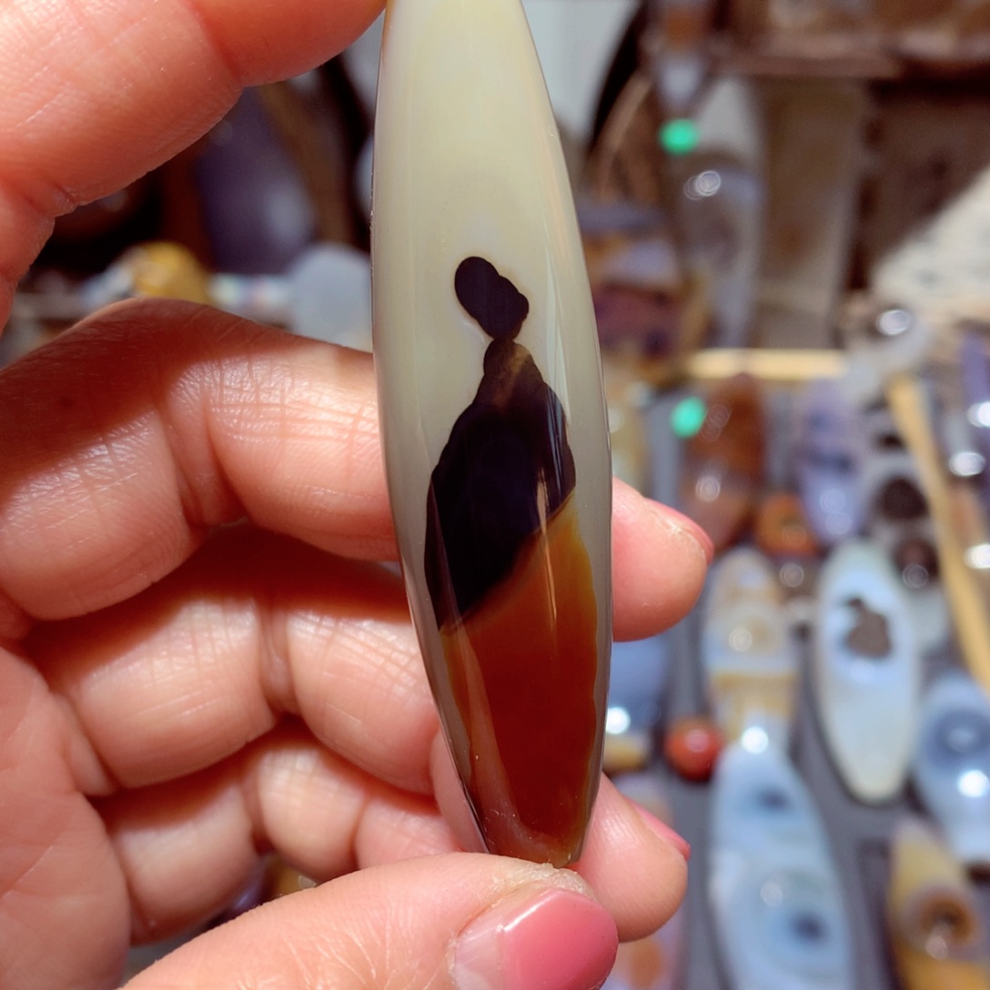 玛瑙/玉髓颈饰未镶嵌