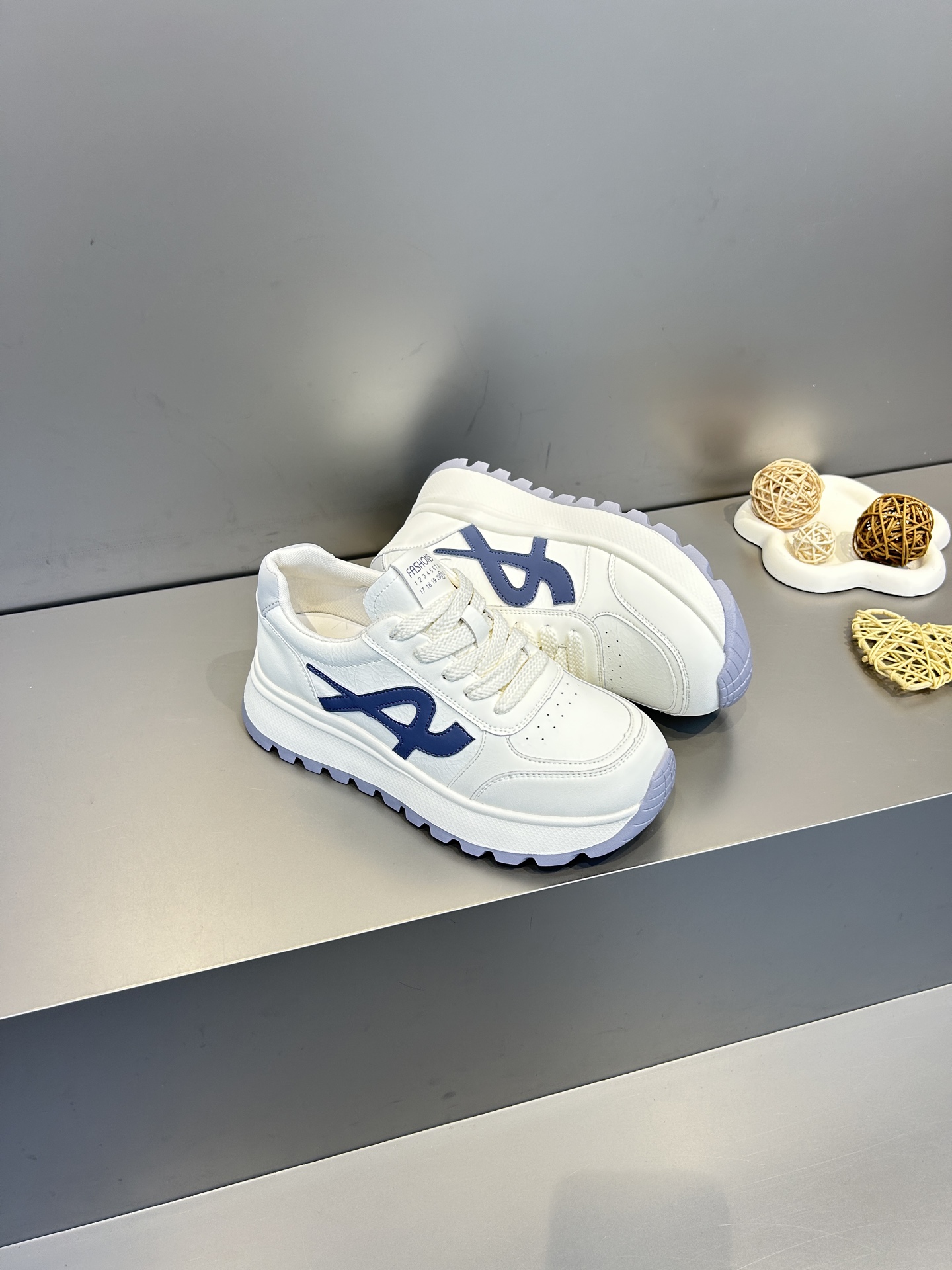 【京专享】浅口单鞋薄款小白鞋女鞋运动休闲春季网面潮鞋FH-970